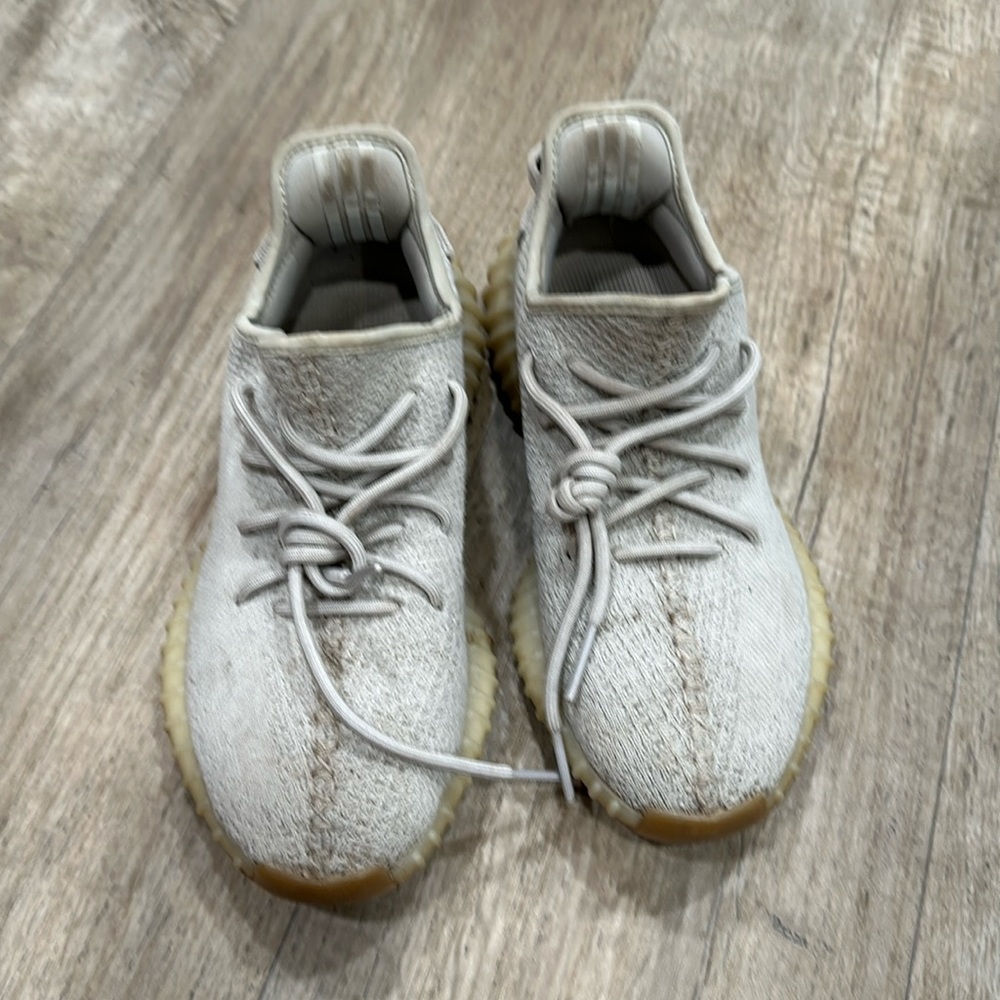 Yeezy Boost 350 V2 Sesame